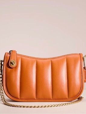 Coach Swinger Purse in Buttercup NWOT
